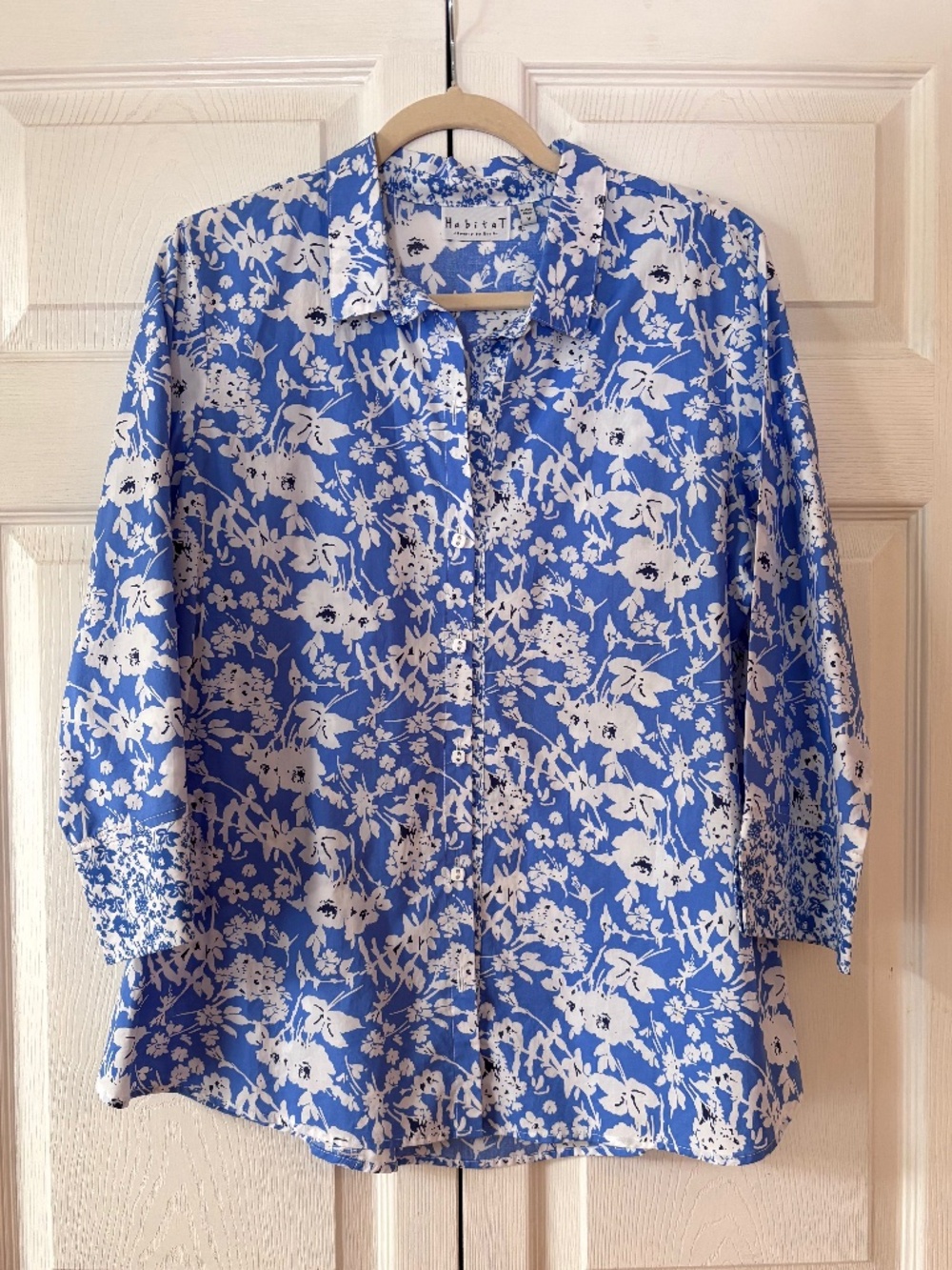 HABITAT Blue White Collared Button Down 3/4 Sleeve Shirt Size M - Picture 1 of 11